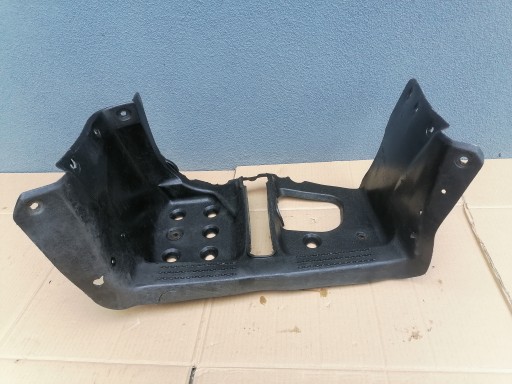 Подножка Suzuki Vinson 500.