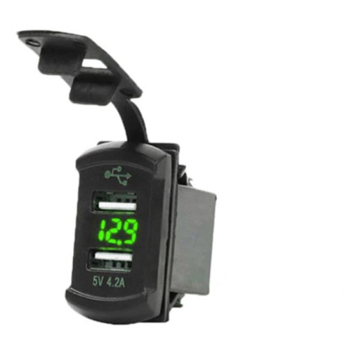 USB 4.2A автомобильное зарядное устройство с зеленым вольтметром