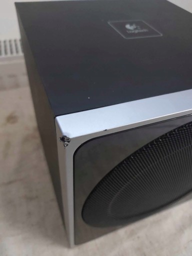 Сабвуфер Басовый динамик Logitech Z-4
