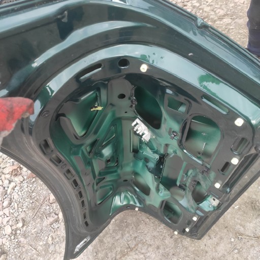 ПОДЪЕМНИК БАГАЖНИКА VW BORA