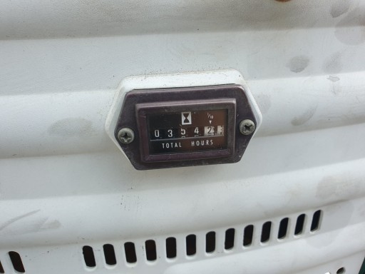 Мини-микроэкскаватор Kobelco SS1 типа JCB, вес 343 кг, 19 900 злотых нетто.