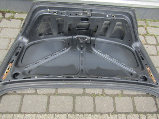 2 ЗАДНЯЯ ДВЕРЬ СЕДАНА MERCEDES W124 85-93