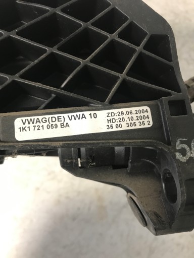 PEDAŁ SPRZĘGŁA VW GOLF V 1K1721059BA