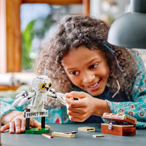 LEGO Harry Potter 76425 Хедвиг В гостях у ул. Тисовый проезд 4 7+ 337 шт.