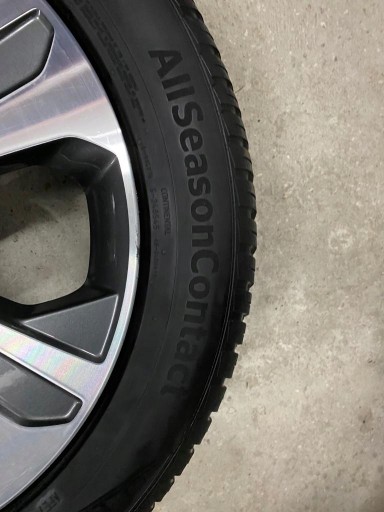 Kia Sorento Lift Wheels Шины 235/55/19 Continental