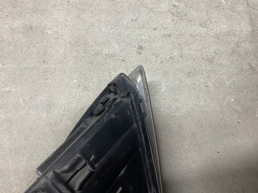 FORD FOCUS MK2 REFLEKTOR LAMPA LEWA LEWY 8m5113008