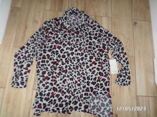 Красивая блузка -ZARA-S-26