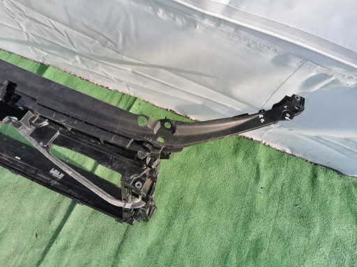 УСИЛИТЕЛЬ РЕМНЯ ПЕРЕДНИЙ SKODA OCTAVIA III 5E0 5E0805588D