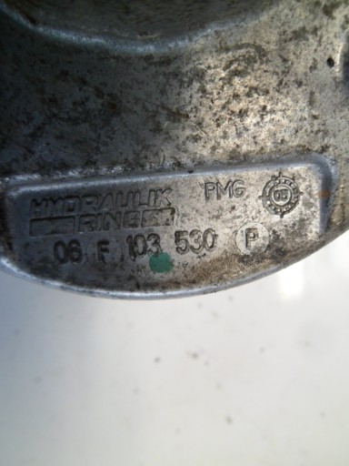 КОРПУС ВАКУУМНОГО НАСОСА VW GOLF V 2.0TFSI 06F103530P