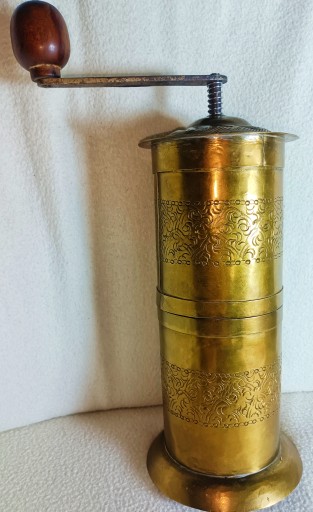 СТАРАЯ ручная латунная кофемолка с БОЛЬШОЙ рукояткой