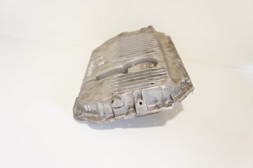 МАСЛЯНЫЙ ПОДДОН AUDI A4 A5 A6 2.4 3.2 06E103604G