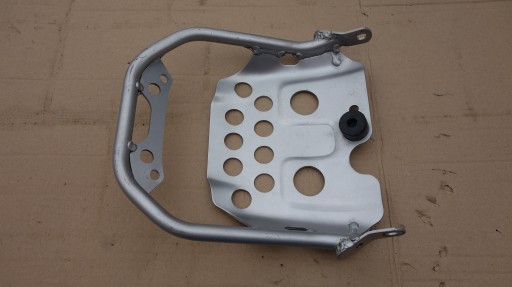 Крышка двигателя Suzuki DR 250 350