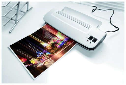 Szybki i oszczędny Laminator A4 Monolith + Folie