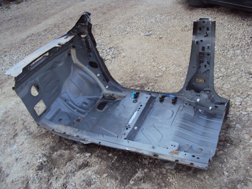 ЧЕТВЕРТЬ ПРАВАЯ ПЕРЕДНЯЯ РАМА SMART FORFOUR A453 453