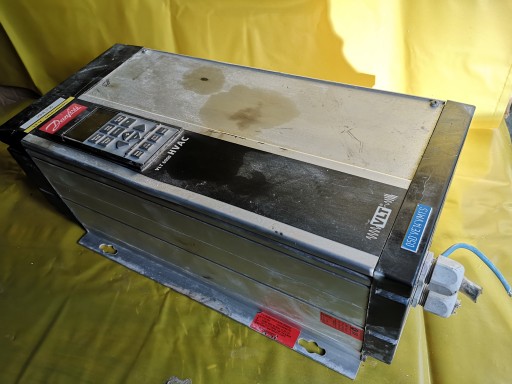 ИНВЕРТОР DANFOSS VLT 6000 9,3 кВА
