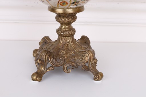 Stylowy ŚWIECZNIK BOGATO ZDOBIONY Porcelana + Brąz