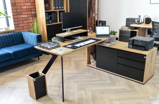 Угловой письменный стол Future active style 160x70, столешница из дуба