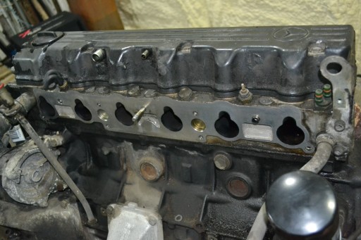 Мерседес W124 W126 260 E 2.6л Двигатель M103 941