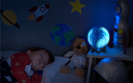 PROJEKTOR GWIAZD NIEBA KOSMOSU LAMPKA NOCNA PILOT