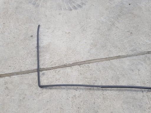 Ramka szyby tył komplet BMW E34