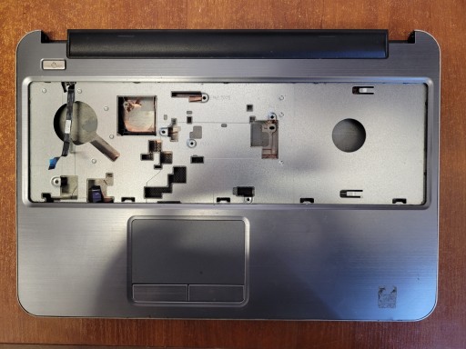 Полное жилье Dell Inspiron 5537