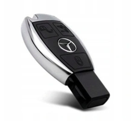 КЛЮЧИ ОТ МАШИНЫ MERCEDES 32 ГБ В ПОДАРОК