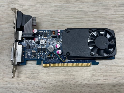 Видеокарта Nvidia GeForce GT220 1 ГБ