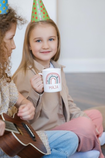 KUBEK Z IMIENIEM DLA DZIECKA DZIECI PERSONALIZOWANY PREZENT DLA DZIEWCZYNKI