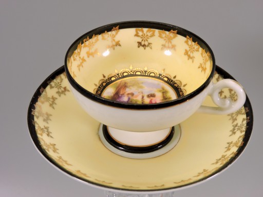 Чашка с изображением Богини-Нимфы, антиквар, 1900 г., Вена.