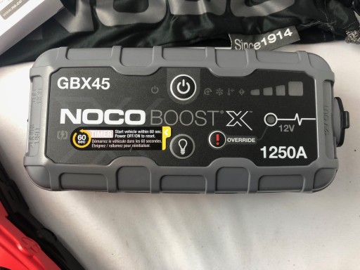 Стартер Jump Starter Noco Boost X 12V GBX45 1250A пусковой