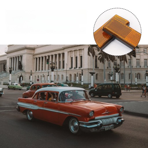 СВЕТООТРАЖАЮЩАЯ ТОЛСТОВКА АВТОМОБИЛЬ СО СВЕТООТРАЖАЮЩИМИ ПОЛОСАМИ ПОДЪЕЗД