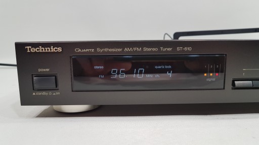 ТЮНЕР TECHNICS ST-610/КВАРЦ/ЯПОНИЯ/АМ-АНТЕННА/АУДИОШОК
