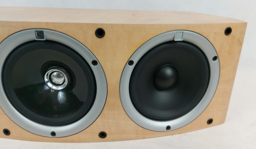 KEF Q10c — центральный динамик