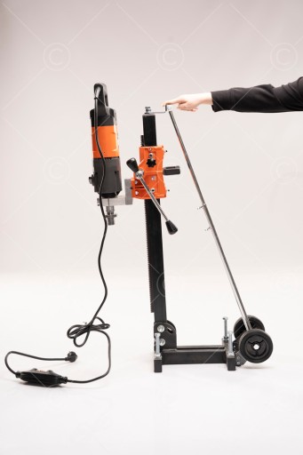 БУРОВАЯ УСТАНОВКА ПО БЕТОНУ - АЛМАЗНАЯ БУРОВАЯ СТАНКА SCY 26+ DRILL RIG PROMO TRIPOD
