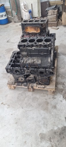 KIA SORENTO 1 блок двигателя 2.5CRDI D4CB 140 170км