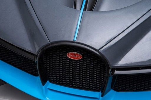 ОРИГИНАЛЬНЫЙ BUGATTI DIVO ПОЛНЫЙ ВАРИАНТ, МЯГКИЕ КОЛЕСА,