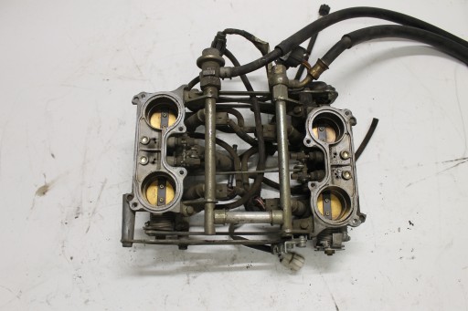 HONDA VFR 800 V-TEC 02-12 (04r) PRZEPUSTNICE WTRYSKI przepustnica