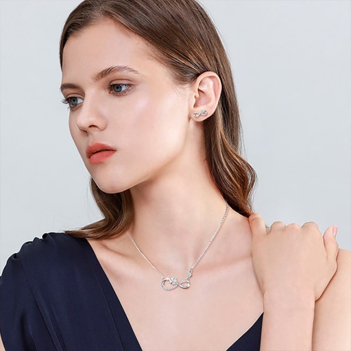 Набор Infinity Clover, серебро 925 пробы с кубическими цирконами