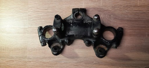 SUZUKI GS 550 ПОДВЕСКА ВЕРХНЯЯ ПОЛКА