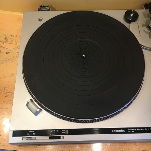 Проигрыватель проигрывателей Technics SL-B2