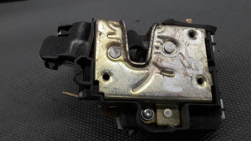 1H4839015 Замок левой задней двери VW Golf III 4pin