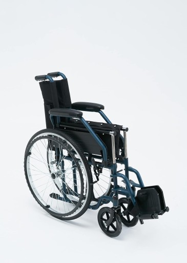 Самоходная инвалидная коляска E-Wiwa 40x50см