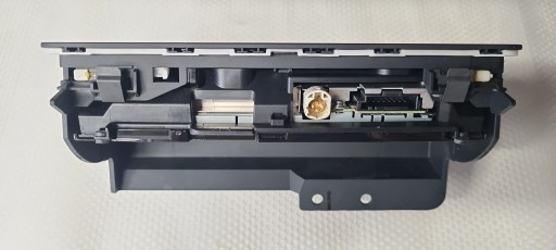 Экран дисплея Audi Q3 MMI 8U0857273A