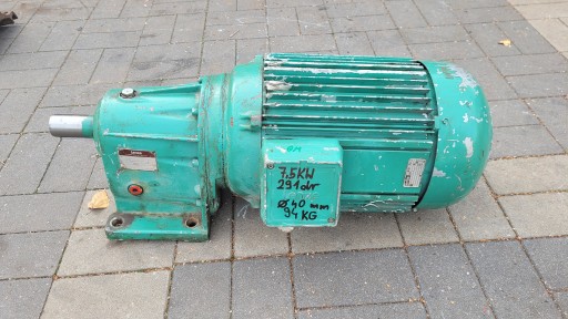 LENZE VEM 7.5KW 595 315 мотор-редуктор