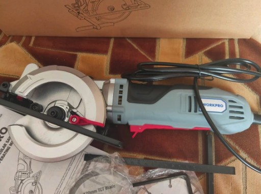 Электрическая циркулярная пила 710W WORKPRO