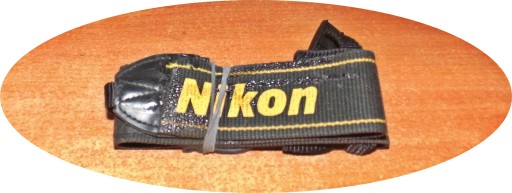 Ремешки б/у для зеркальных фотоаппаратов Nikon, 5 шт.
