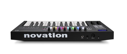 Novation Launchkey 25 MK3 MIDI/USB клавиатура управления 25 клавиш + SOFT