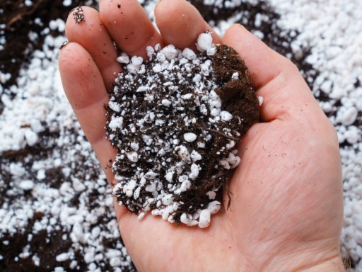 ПЕРЛИТ агро AGRPERLITE GARDENING мелкая добавка к почве СПУЛЬХНИЯ 1л