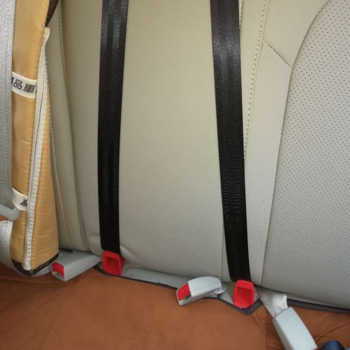 РУЧКА ISOFIX УНИВЕРСАЛЬНЫЕ РЕМНИ БЕЗОПАСНОСТИ