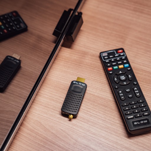 DVB-T2 HEVC-ДЕКОДЕР НАЗЕМНОЕ ТЕЛЕВИДЕНИЕ WiFi ТЮНЕР